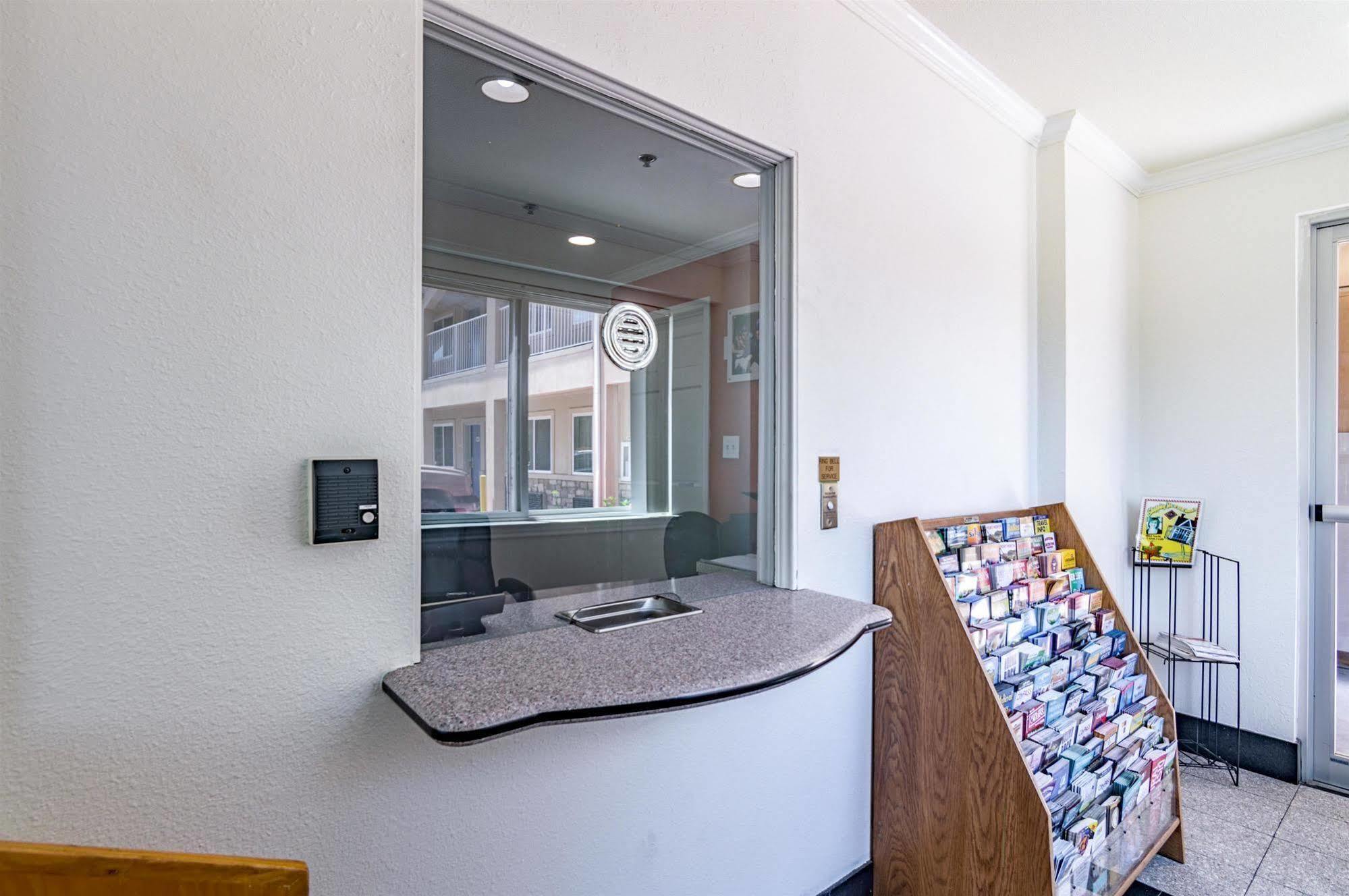Motel 6-Azle, Tx Eksteriør bilde