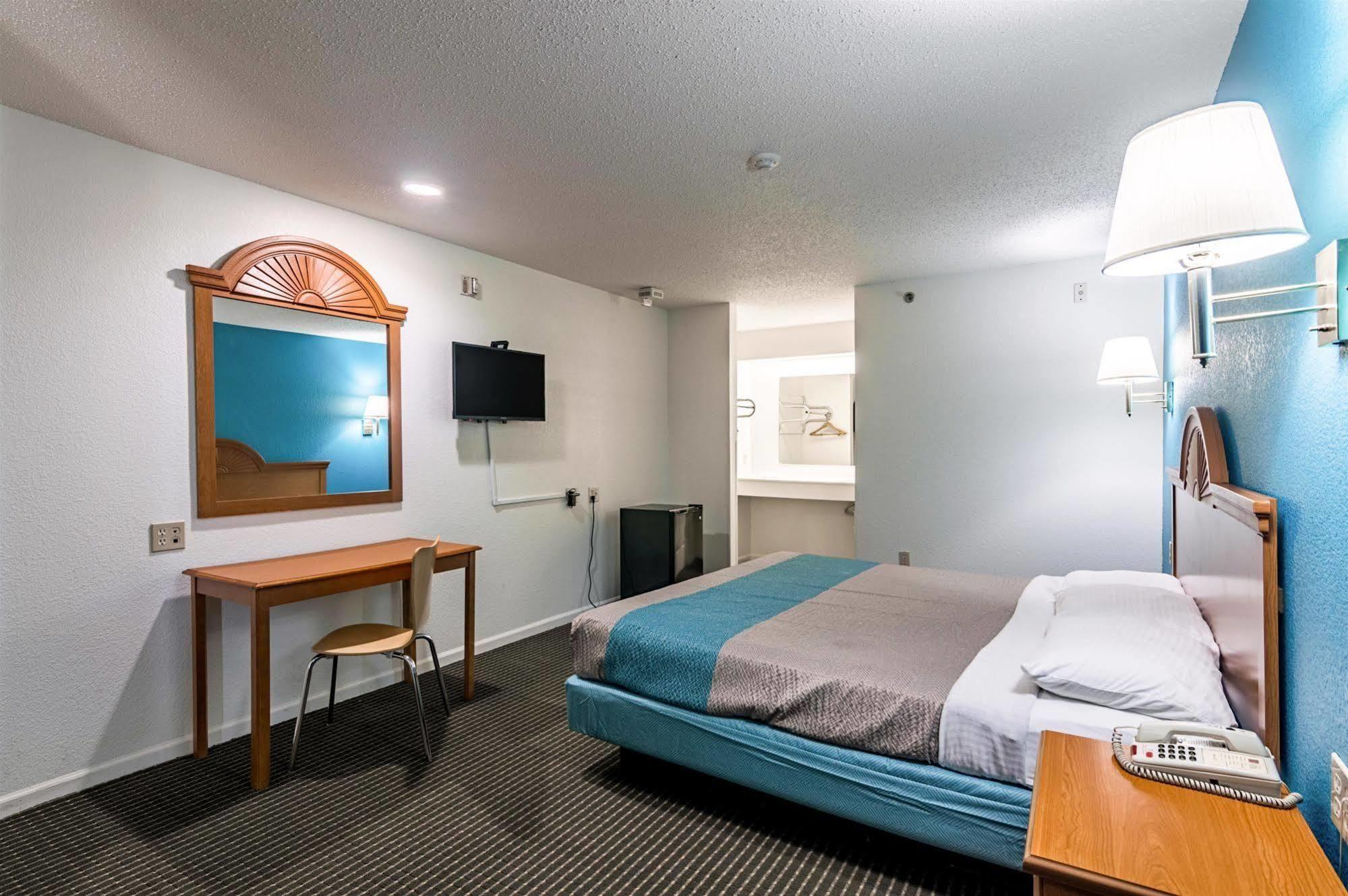Motel 6-Azle, Tx Eksteriør bilde