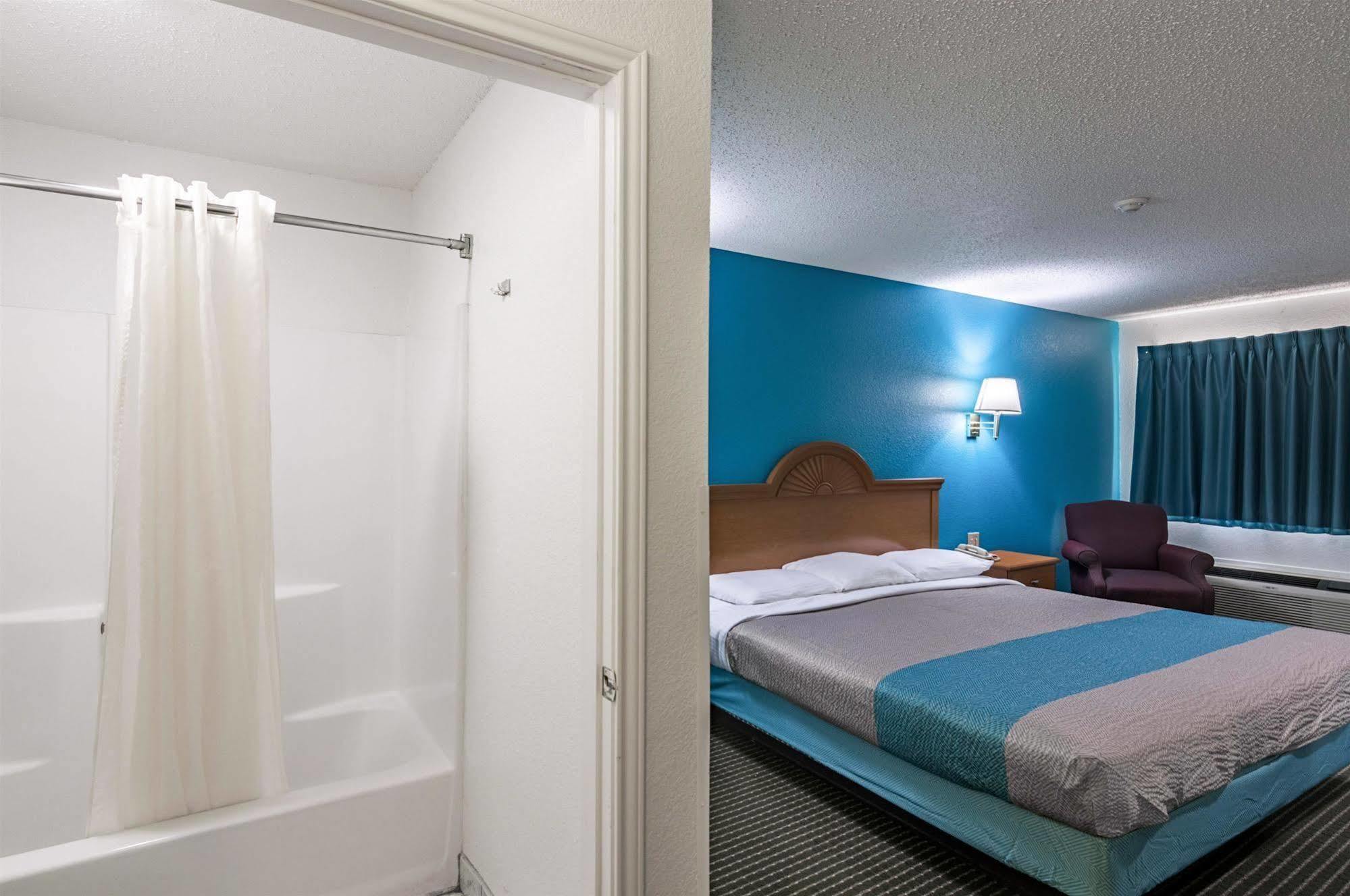 Motel 6-Azle, Tx Eksteriør bilde