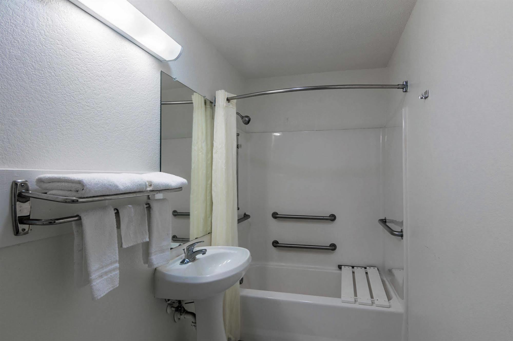 Motel 6-Azle, Tx Eksteriør bilde