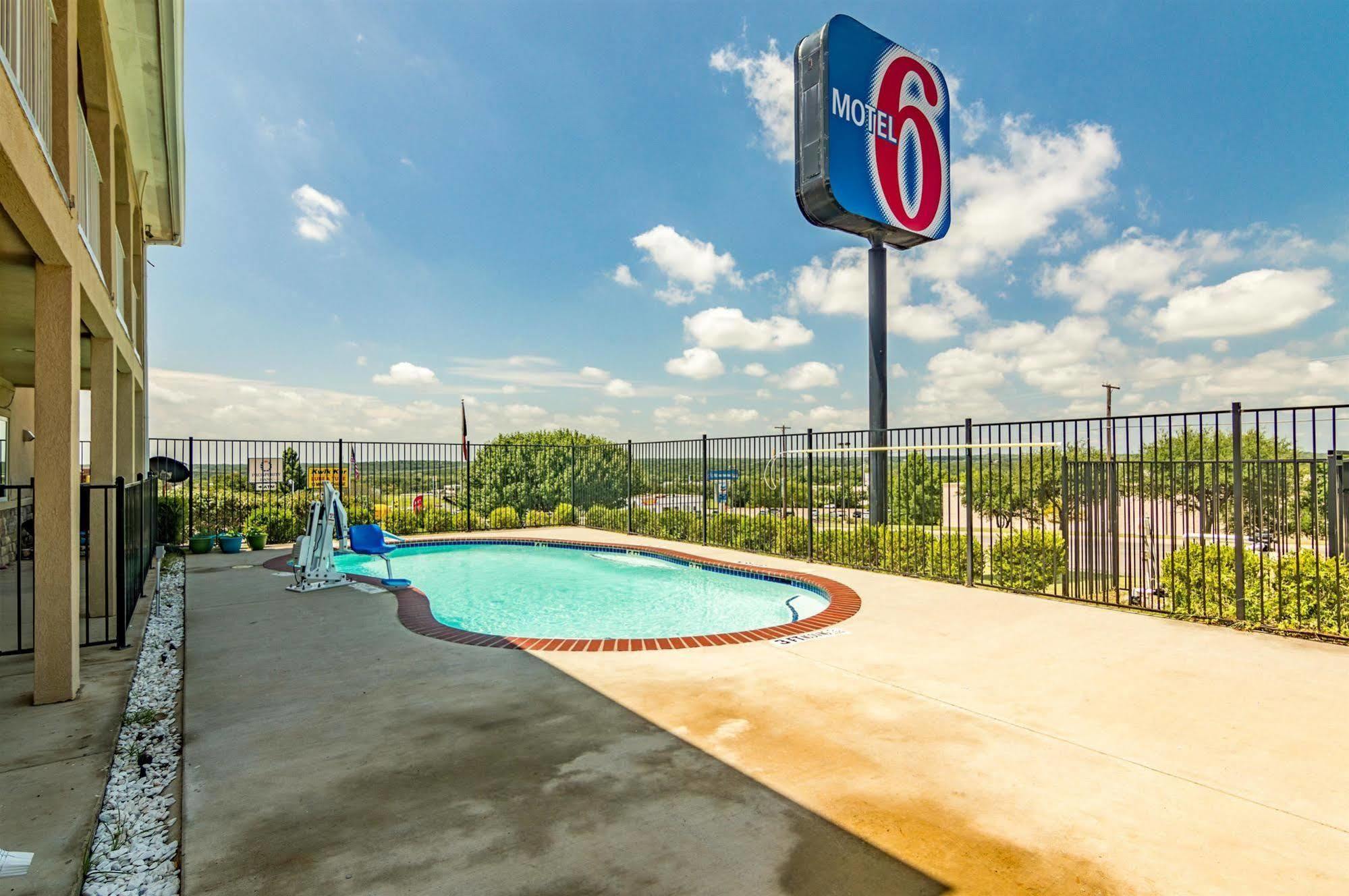 Motel 6-Azle, Tx Eksteriør bilde